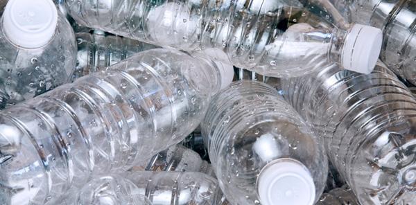 Reciclado de botellas de plástico: la segunda vida del tereftalato de polietileno (PET)